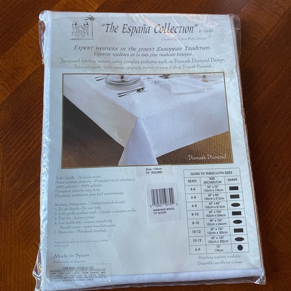 White tablecloth - Picture 2 of 3